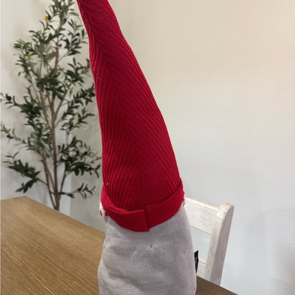 Rae Dunn Red and White valentines Decor Gnome - Picture 2 of 2